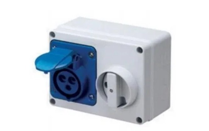 c socket supplied by Relax Essex